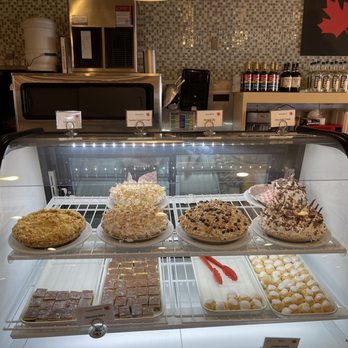 Maple Leaf Diner - American Near Me - Dallas, Texas Maple Leaf Diner - American Near Me - Dallas, Texas
