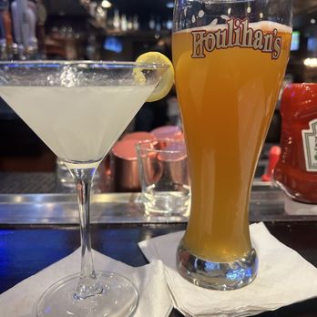 Houlihan's - Bars Near Me - Paramus, New Jersey Houlihan's - Bars Near Me - Paramus, New Jersey
