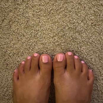 Chic Nail Boutique - Worst pedi ever - Nail Salons Near Me - Oro Valley, Arizona