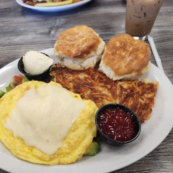 Biscuits Cafe - Veggie Omelette - Breakfast & Brunch Near Me - Peoria, Arizona