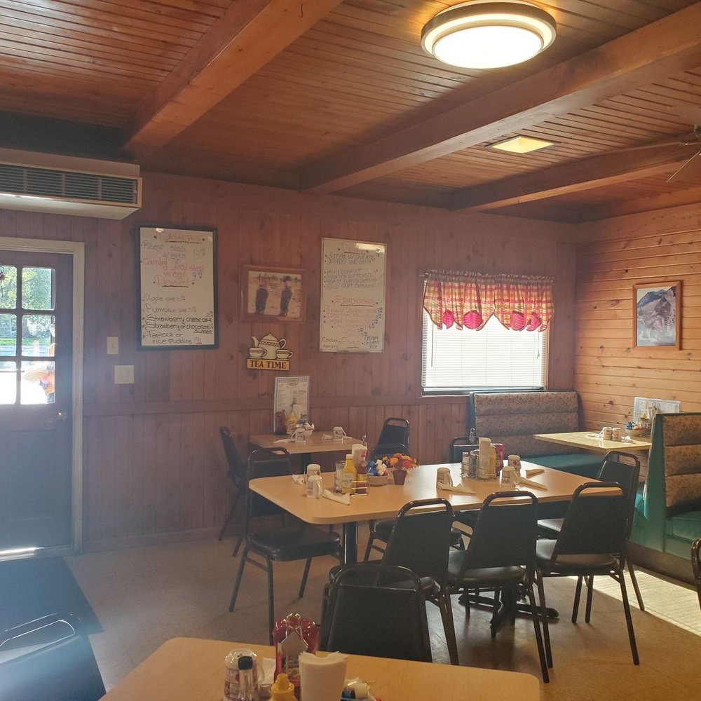 Newark's Country Kitchen - a dining room with tables and chairs - American Near Me - Newark, Illinois Newark's Country Kitchen - a dining room with tables and chairs - American Near Me - Newark, Illinois