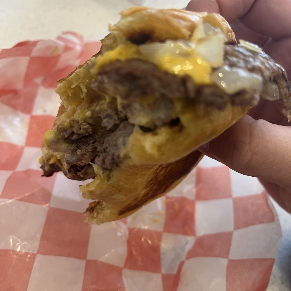 7th Street Burger Astoria - Burgers Near Me - City, New York 7th Street Burger Astoria - Burgers Near Me - City, New York