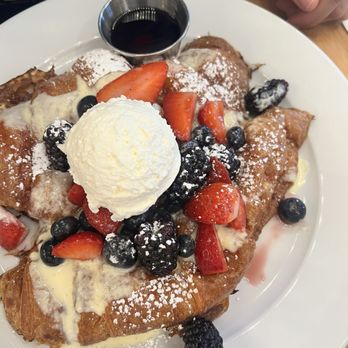 Bloom - Croissant French Toast - American Near Me - Santa Clara, California Bloom - Croissant French Toast - American Near Me - Santa Clara, California