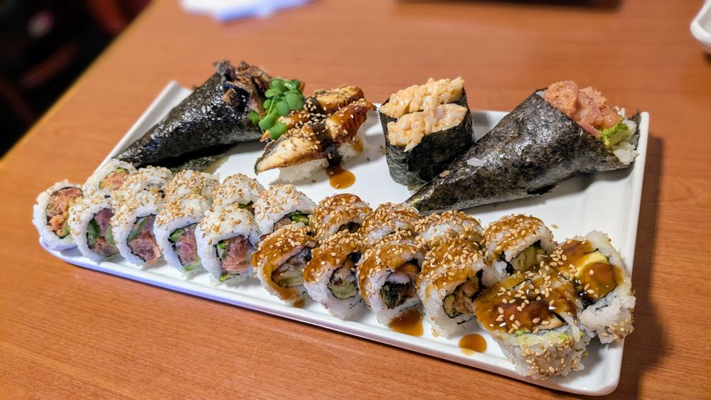 Paradise Sushi & Grill