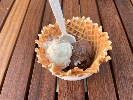 Jeni's Splendid Ice Creams by null