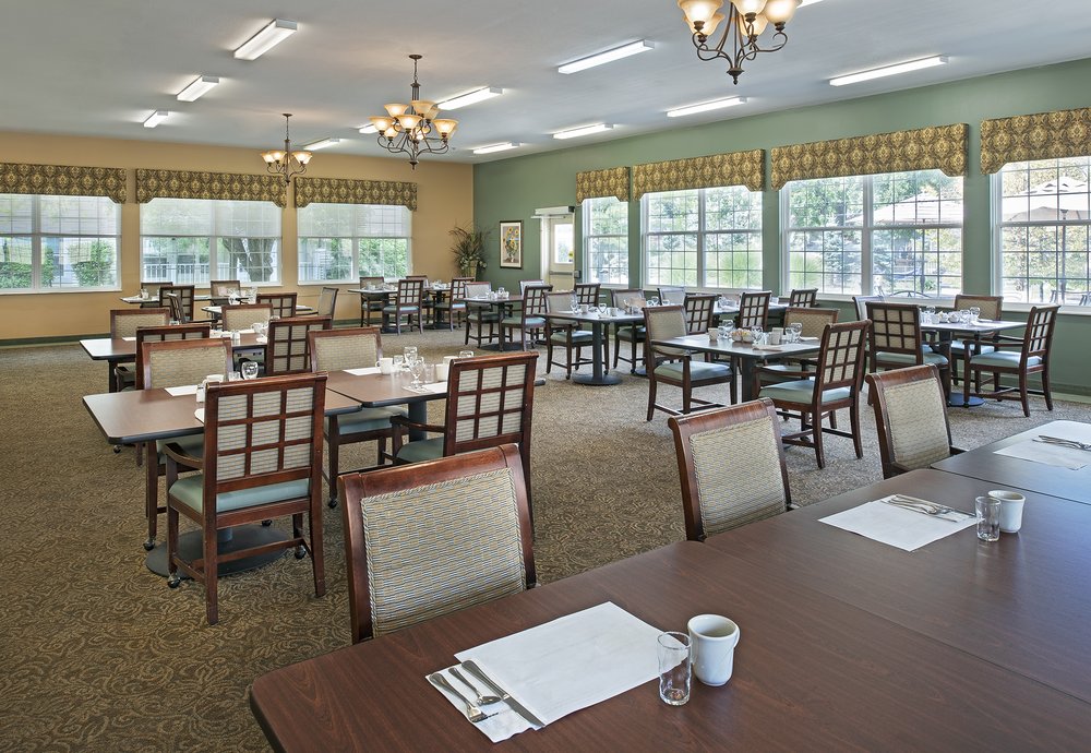 AMERICAN HOUSE HAZEL PARK Updated October 2024 11 Photos 777 E