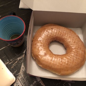 Sugar Twist Bakery - Gigantor Donut - Donuts Near Me - Bakersfield, California Sugar Twist Bakery - Gigantor Donut - Donuts Near Me - Bakersfield, California