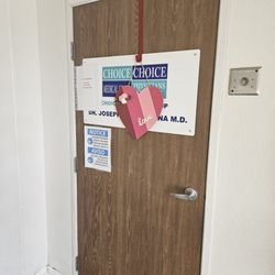 AAA Family Medical Group - Locked door, no entry during open hours.
