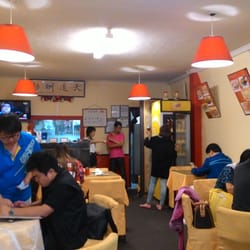 So Hot Chinese Restaurant - Inside, a few tables for couples and the rest for larger groups or families.