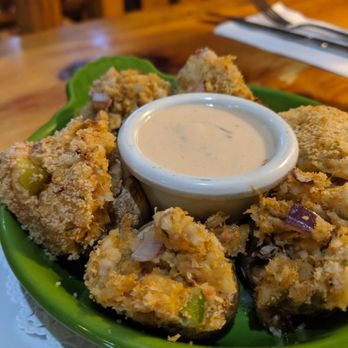 Fáilte Irish Pub & Steak House - Stuffed Mushroom with peppers, crab meat, onions and a remoulade dipping sauce - Bars Near Me - Dingmans Ferry, Pennsylvania