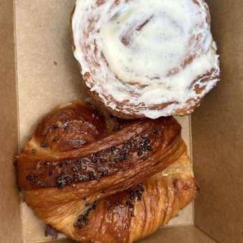Little Flower - Tumeric bun and cardamom knot - Coffee & Tea Near Me - Astoria, New York Little Flower - Tumeric bun and cardamom knot - Coffee & Tea Near Me - Astoria, New York