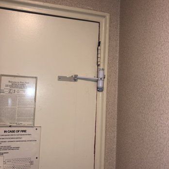 Ramada by Wyndham Yonkers - Door hinge coming up - Hotels Near Me - Yonkers, New York Ramada by Wyndham Yonkers - Door hinge coming up - Hotels Near Me - Yonkers, New York