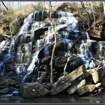 Yellow Branch Falls - Front view - Landmarks & Historical Buildings Near Me - Walhalla, South Carolina Yellow Branch Falls - Front view - Landmarks & Historical Buildings Near Me - Walhalla, South Carolina
