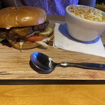 Twin Peaks - Cheeseburger and Macaroni & Cheese - Sports Bars Near Me - Florence, Kentucky Twin Peaks - Cheeseburger and Macaroni & Cheese - Sports Bars Near Me - Florence, Kentucky
