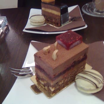 Le Petit Gateau - Patisserie/Cake Shop Near Me - Melbourne, VIC Le Petit Gateau - Patisserie/Cake Shop Near Me - Melbourne, VIC