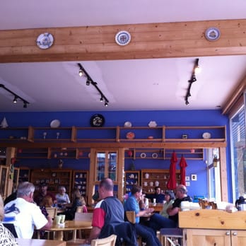 L'aromas - Inside - Bakeries Near Me - Delta, British Columbia L'aromas - Inside - Bakeries Near Me - Delta, British Columbia