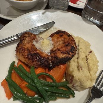 The Keg Steakhouse + Bar - Blackened Chicken - Seafood Near Me - Windsor, Ontario