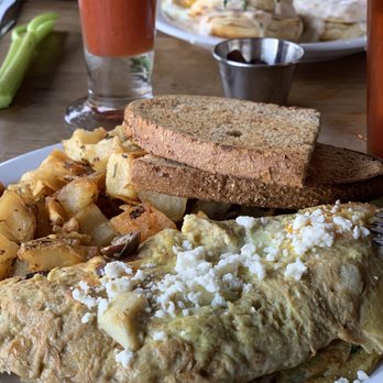 Fratelli Cafe - Mediterranean omelette - Coffee & Tea Near Me - Los Angeles, California Fratelli Cafe - Mediterranean omelette - Coffee & Tea Near Me - Los Angeles, California