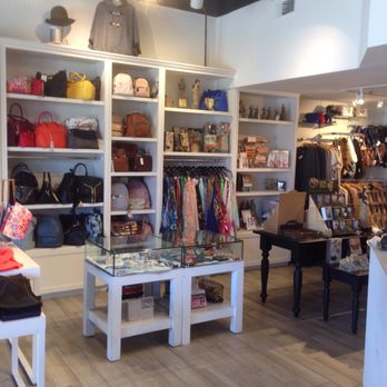 Lisa's Boutique - Women's Clothing Near Me - Coronado, California Lisa's Boutique - Women's Clothing Near Me - Coronado, California