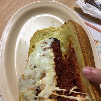 Anna's Pizza - Lil bit of cheese on an overcooked chewy chicken - Pizza Near Me - Newport News, Virginia