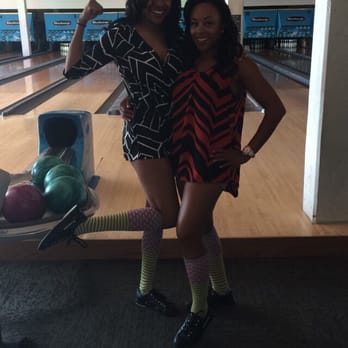 Bowlounge - Bowling Near Me - Dallas, Texas