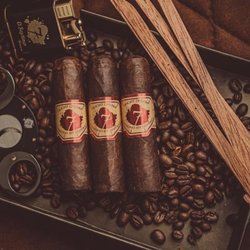 Chocolate City El Septimo Cigar Lounge