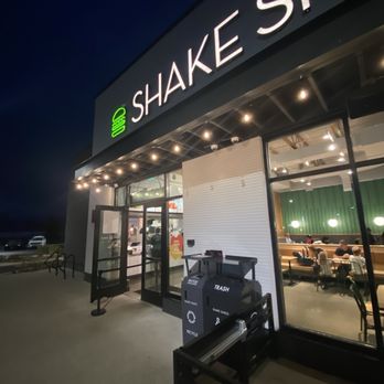 Shake Shack - Fast Food Near Me - Rochester, New York Shake Shack - Fast Food Near Me - Rochester, New York
