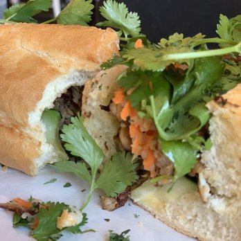 Nguyen's Kitchen - Chicken sandwich - Vietnamese Near Me - South Gate, California