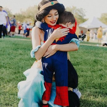 Party Ever After LV - Big warm hugs are always a treat! Especially between a princess and a super hero! - Party Characters Near Me Party Ever After LV - Big warm hugs are always a treat! Especially between a princess and a super hero! - Party Characters Near Me