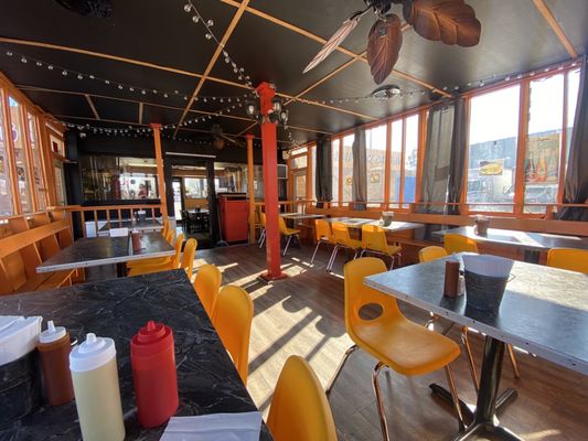 Tacos Y Mariscos El Amigo by null