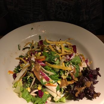 Houston's Restaurant - Grilled Chicken Salad - New American Near Me - Irvine, California Houston's Restaurant - Grilled Chicken Salad - New American Near Me - Irvine, California
