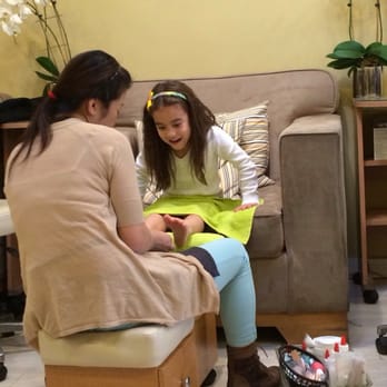 Bellacures - Soooo great with kids!!! - Nail Salons Near Me - Santa Monica, California Bellacures - Soooo great with kids!!! - Nail Salons Near Me - Santa Monica, California