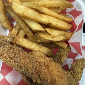 Captain Mc's Seafood - Drum black special with fries/ hush puppy to expensive for this price of 21$, yikes - Seafood Near Me - Houston, Texas