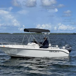 Key Lime Boat Rental - 18' Century CC Now Available!
