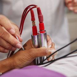 Advanced Acupuncture - Acupuncture & Vibronic energizer therapy.
