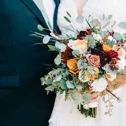 Rachel did an amazing job on my bridal bouquet.