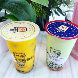 Mango slush and honeydew smoothie Mango slush and honeydew smoothie