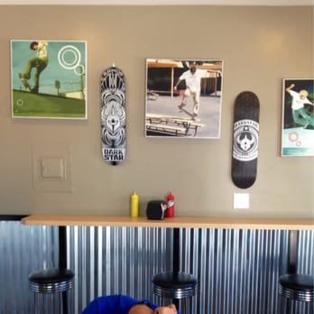 Grinderz - Inside Seating - Burgers Near Me - Huntington Beach, California