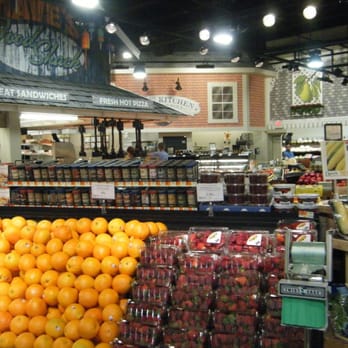 Dave's Marketplace - a display of oranges and other fruits - Grocery Near Me - North Kingstown, Rhode Island Dave's Marketplace - a display of oranges and other fruits - Grocery Near Me - North Kingstown, Rhode Island