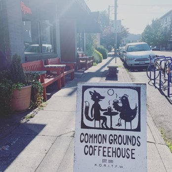 Common Grounds Coffeehouse - Street sign. - Coffee & Tea Near Me - Portland, Oregon Common Grounds Coffeehouse - Street sign. - Coffee & Tea Near Me - Portland, Oregon