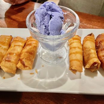 Lahi - Turon ala mode - Filipino Near Me - Elmhurst, New York Lahi - Turon ala mode - Filipino Near Me - Elmhurst, New York