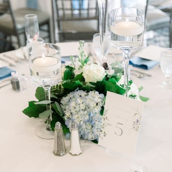 Cherryhill Flowers - Florists Near Me - Johnston, Rhode Island