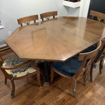 High Desert Exchange - Vintage table - Movers Near Me High Desert Exchange - Vintage table - Movers Near Me