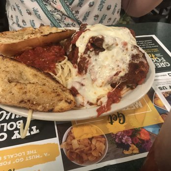 Metro Diner - Chicken parmigiana. Enough for 2 people. Delicious!!! - American Near Me - Birmingham, Alabama