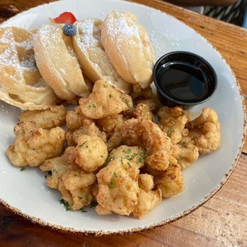 Taste Bar + Kitchen - Chicken Fried Cauliflower Vegan Chicken and Waffle - Cocktail Bars Near Me - Houston, Texas Taste Bar + Kitchen - Chicken Fried Cauliflower Vegan Chicken and Waffle - Cocktail Bars Near Me - Houston, Texas