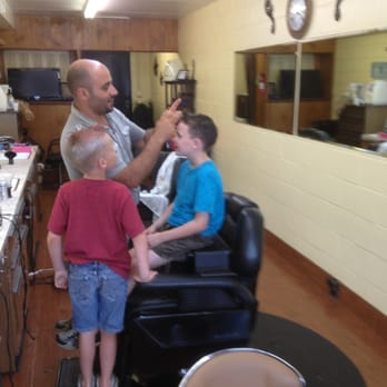 J+B Studio By Bob the Barber - Barbers Near Me - Peoria, Illinois J+B Studio By Bob the Barber - Barbers Near Me - Peoria, Illinois
