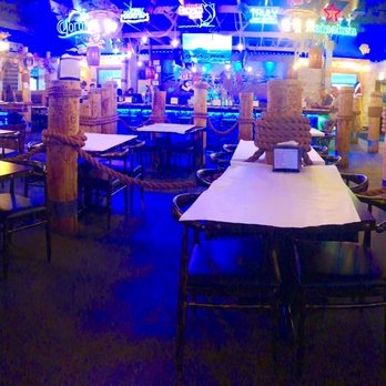 Storming Crab - Interior - Cajun/Creole Near Me - McKinney, Texas Storming Crab - Interior - Cajun/Creole Near Me - McKinney, Texas