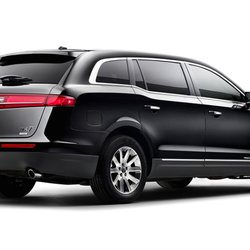 Seattle Car Services - Lincoln MKT 5 Passenger