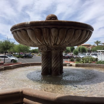 Rise Up Bakery - Beautiful fountain in the bakery courtyard. - Bakeries Near Me - Gilbert, Arizona