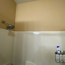 Holiday Inn Express & Suites Pine Bluff - crack in wall holds moisture